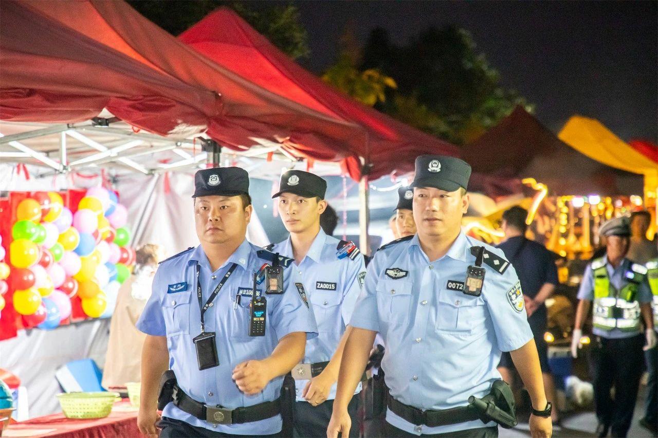 民警巡邏日常.jpg