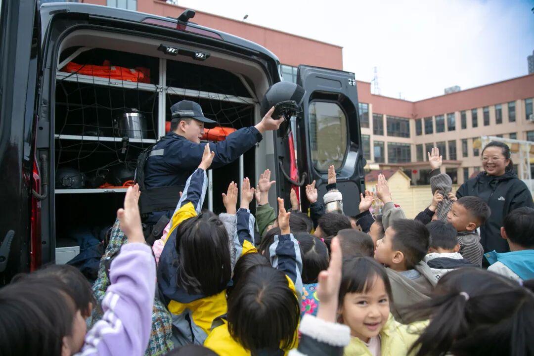 圖1 活動(dòng)現(xiàn)場(chǎng)1.jpg