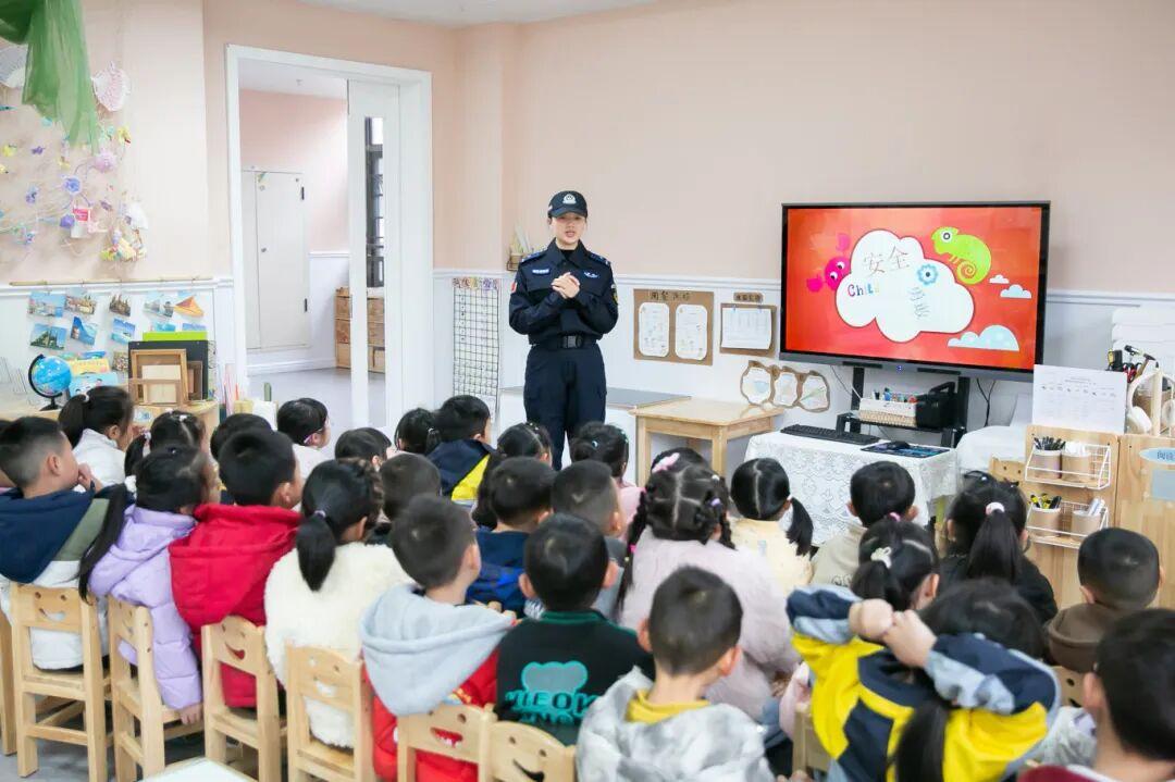 圖3 授課現(xiàn)場(chǎng)2.jpg