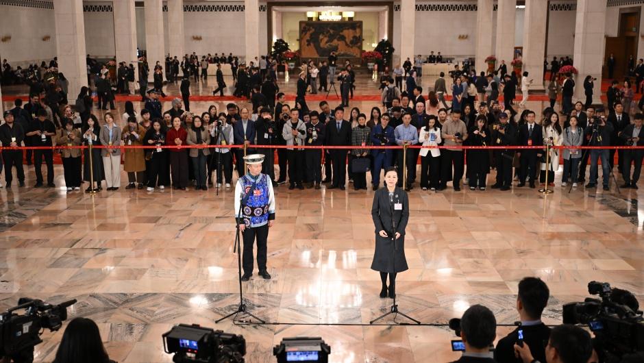 十四屆全國(guó)人大四次會(huì)議第三場(chǎng)“代表通道”集中采訪活動(dòng)舉行