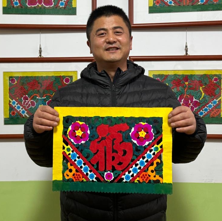 一紙“春葉”點(diǎn)綴鮮活年味